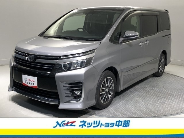 トヨタ ヴォクシー 
