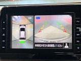 【アラウンドビューモニター】車を上から見下ろしているかのような映像で周囲の状況がひと目で確認、狭い駐車場に駐車するときも安心です♪