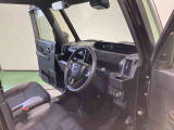 納車前にはプロのメカニックが点検、整備を行いますので安心してお乗り頂けます!!