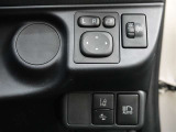 電動格納ドアミラー