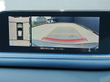 360&deg;ビューモニターを搭載しています。コーナーセンサーと合せてお使いいただくことで、安全、安心にお車の取り回しを行っていただけます。