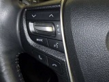 ステアリングスイッチ装備!運転しながら手元でオーディオの操作などができます。