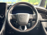【純正革巻きステアリング】上質な革を使用することで、手にしっかり馴染みとても運転しやすいハンドルです♪