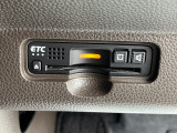 ★ETC★ ETC付きです。高速道路料金所での小銭の出し入れや雨天時における窓の開け閉めなどの煩わしさが解消できます。料金所の通過もスムーズで快適です