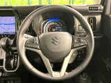 【純正革巻きステアリング】上質な革を使用することで、手にしっかり馴染みとても運転しやすいハンドルです♪