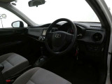 見通しのよいすっきりとした視界で、誰でも運転しやすいです。運転のしやすさは疲れにくさにも繋がりますよ♪