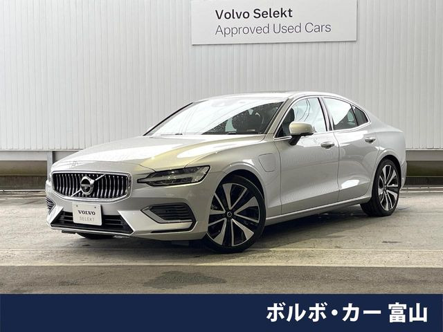 S60 リチャージ PHEV T6 AWD インスクリプション 4WD