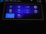 フルセグTV搭載。DVD・CD再生、USB、HDMI入力、Bluetoothオーディオに対応しています。
