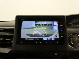 バックモニターがついていますので、バックでの駐車が苦手な方でも大丈夫です 実際のバック駐車は目視確認と合わせてお使い下さい