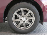 R4年式夏タイヤ185/65R15グッドイヤー製です。