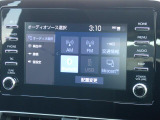 オーディオソースはご覧の通りです。Bluetoothを搭載しています。スマホと連動させると音楽等楽しむことが出来ます。