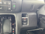 電動パーキングブレーキ装着車両です。ブレーキホールド機能など運転アシストも充実します。