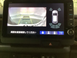 バックでの車庫入れも安心です! リアカメラが付いているバックモニター付のナビを装備しております。バンパーについているソナーや、操作線もついており距離感も画面から確認できます。