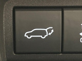 【パワーバックドア】スマートキーや運転席のボタンを押すだけでリアゲートが自動で開閉します!荷物を持っている時や、高い位置にあるバックドアを閉める際に便利な機能です♪