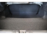 奥行きが有りたくさん荷物を積み込める広いトランクルームです!