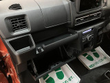 中古車は現状お渡しになるため、当店(大阪府八尾市)にご来店いただき現車確認をしていただけるお客様のみの販売とさせていただいております。また業者様への直接販売はお断りしております。