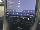 デュアルエアコンとは、運転席と助手席で、個別に温度設定ができる機能です。気温の感じ方は、人それぞれ違うもの。乗る人に優しい機能ですね。