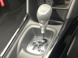 ●シフトノブの使用感も少なく、良好な状態です。