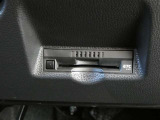 ETC車載器付きです。高速道路の料金所もスムーズに通過できます。※セットアップ費用は別途必要です。