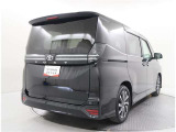 荷物をたっぷり載せて広々ドライビング♪夏でも冬でも、アウトドアやショッピングを思い切り楽しみましょう!