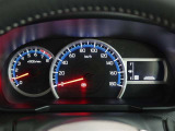 メーターはスッキリとしたデザインで、とても見やすく、安全運転のお役に立ちます。