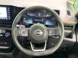 【ステアリングスイッチ】運転中、前方から目線をそらすことなく、オーディオ等の操作が可能な便利機能!安心&快適なドライブを演出してくれます♪