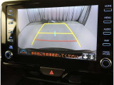 バックガイドモニターで、後方を確認しながら安心して駐車することができます。運転初心者も熟練者も必須の機能ですよ!