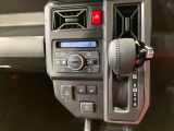 納車前にはプロのメカニックが、各部の点検を行います。ディーラーにしか出来ない品質、そしてサービスできっと満足していただけると思います!