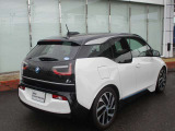 名鉄AUTOオリジナルコーティングMコートをはじめウインドフィルム施工、ドライブレコーダー取付、BMWパフォーマンスアクセサリーなど各種承ります。