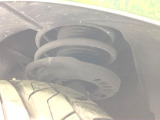 お車を安心してお乗りいただく為には、足回りの定期点検が欠かせません。サービスサポート(有償保証)では無料点検もご提供しており、安心のカーライフをお過ごしいただけるサポート体制が整っています。