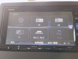 【オーディオ機能】Bluetooth対応、ミュージックサーバー、デジタルTV、DVD/CDプレーヤー・AM/FMチューナー付きです。