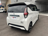 これからお車を購入し長くカーライフを楽しんで頂きたいと思い、当社スタッフは、そんな様々なお客様と安心して、楽しめるカーライフを一緒に考えてご提案させて頂いております。