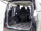 シートアレンジも自在です!!7人乗車から大きな荷物まで積込みが可能となります!!お客様の様々な使用用途に合わせてご利用頂けます!!