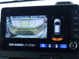 ★バックモニター搭載★ バック時目視しにくいクルマの周囲をカメラで映し出し、安全・安心駐車をサポート♪バックの苦手な方も後ろがハッキリ見えるので安心です☆