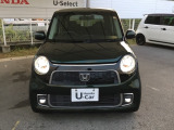 お客様に安全で快適なカーライフをお送りいただくために、中古車にも高いレベルの品質基準を設け、その基準に従って、全ての中古車について納車前整備を実施しています。