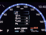 安全運転を支援する機能が付いてます。詳しくは店舗スタッフまでお尋ね下さい。