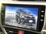 【純正10型ナビ】人気の純正ナビを装備。オーディオ機能も充実しており、Bluetooth接続すればお持ちのスマホやMP3プレイヤーの音楽を再生可能!毎日の運転がさらに楽しくなります!!