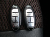 スライドドアの開閉も可能なインテリkey は2本しかも、リアゲ―ト開閉も可能です。