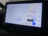10.5インチのディスプレイオーディオ装着です。スマホとの通信で様々なサービスが楽しめます。TV視聴にも対応しています。