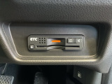 いまや快適なカーライフに欠かせないETCが付いています。