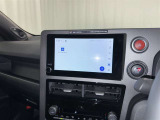 ディスプレイオーディオを装備。スマホとクルマをつなぐことで、これまでのナビに加えて、いろんなサービスが楽しめます。
