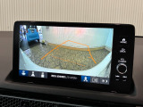 【バックカメラ】リバースにするだけで映ります、後方の安全確認や、狭い駐車場での車庫入れ、雨の日や夜間など視界の悪い時に便利です!安全にバックする為には欠かせない装備です。