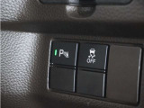 ◆パーキングセンサーシステム◆車庫入れの時などに近くに障害物がある場合、障害物までの距離を音で知らせてくれます。