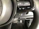 【ステアリングヒーター】車のハンドル部分を温めてくれて、寒い時期に手元を早く暖めることができます♪