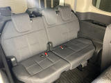 3列目は床下に収納することにより大きな荷室を作ることが出来ます。