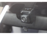 現代の車社会の必需品。ドライブレコーダー装着。エンジン始動後の一部始終を記録します。