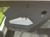 【トヨタセーフティセンス】走行中に前方の車両等を認識し、衝突しそうな時は警報とブレーキで衝突回避と被害軽減をアシスト。より安全にドライブをお楽しみいただけます。