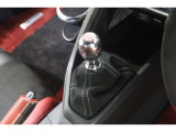 6速MTのお車です♪直感的な操作を楽しむことができます!