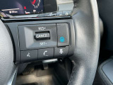 プロパイロット搭載。高速道路でドライバーに代わってアクセル、ブレーキ、ステアリングを自動制御します。