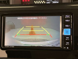 『バックモニター』を装備!駐車の際の、サポートツールとしてとっても便利!駐車が苦手な人、バックに自信がない人、だけでなく、皆さんに便利!でも、それだけに頼るのは危ないですね。